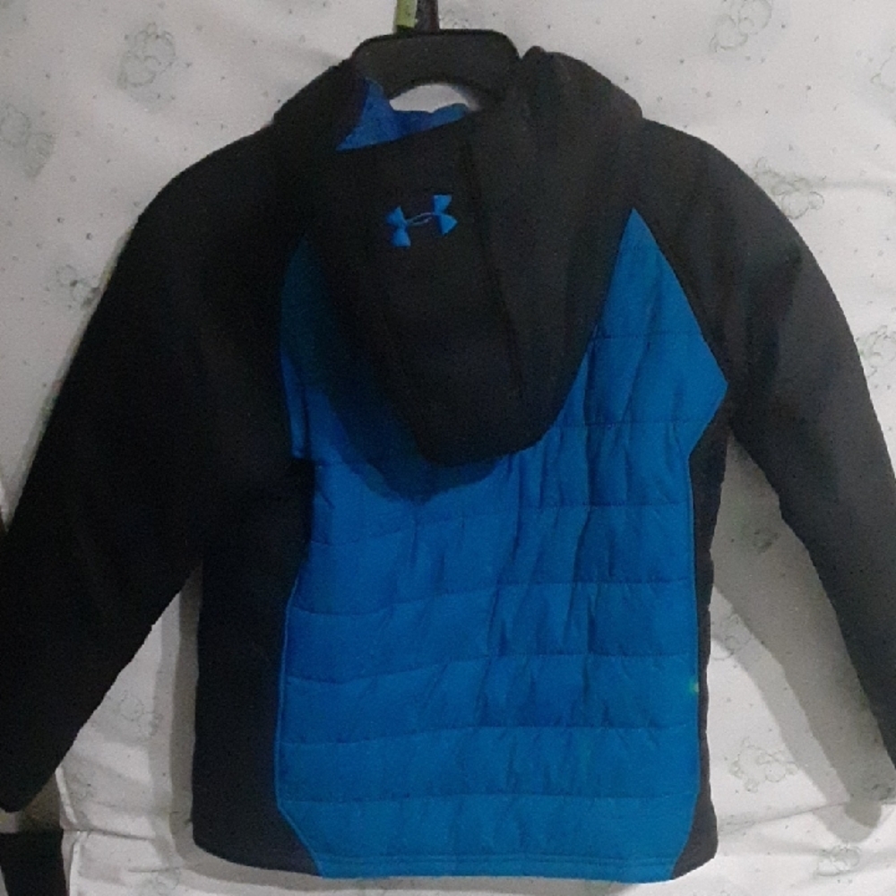 Under Armour Black and Blue Quilted Jacket Boys Size 7 - Picture 2 of 13